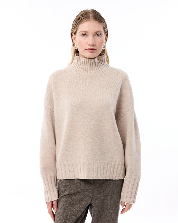 KNIT-TED SAND NILA KNIT SWEATER