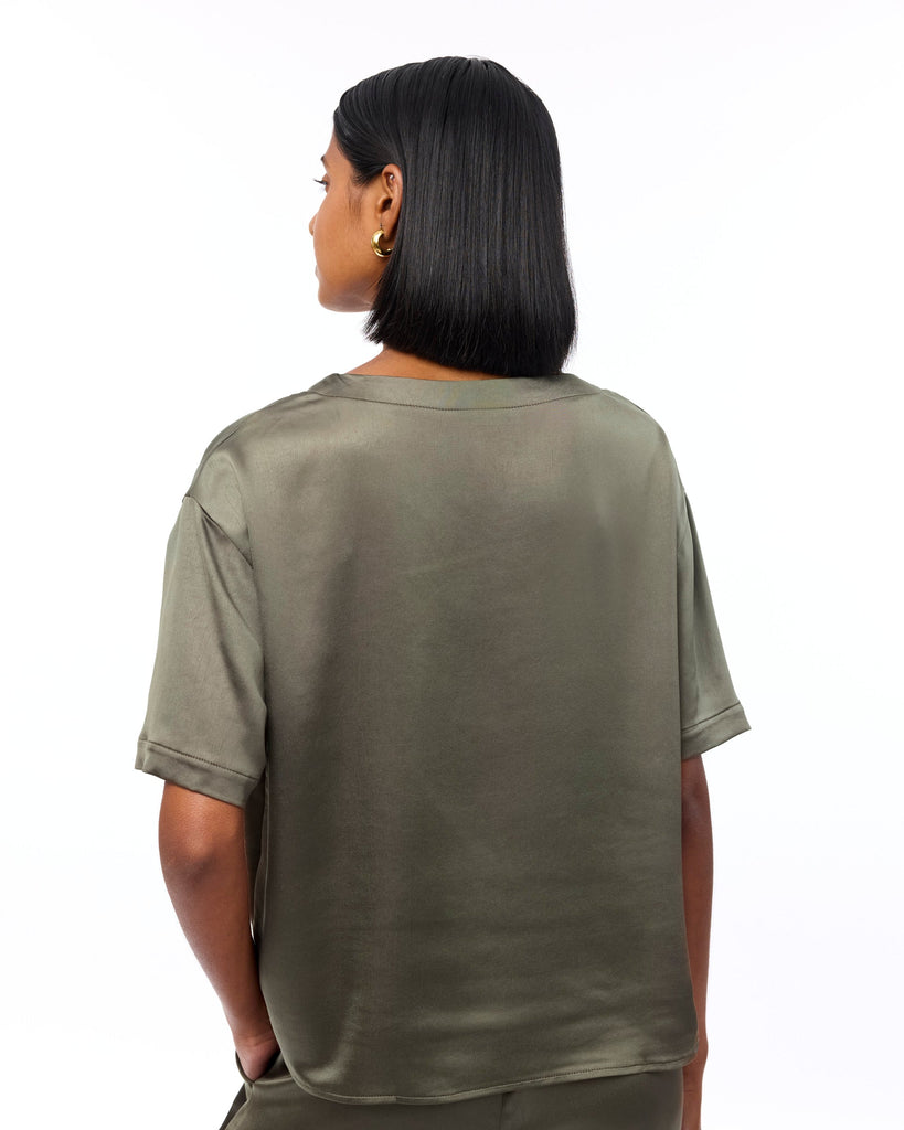 KNIT-TED JACLYN OLIVE SATIN TOP