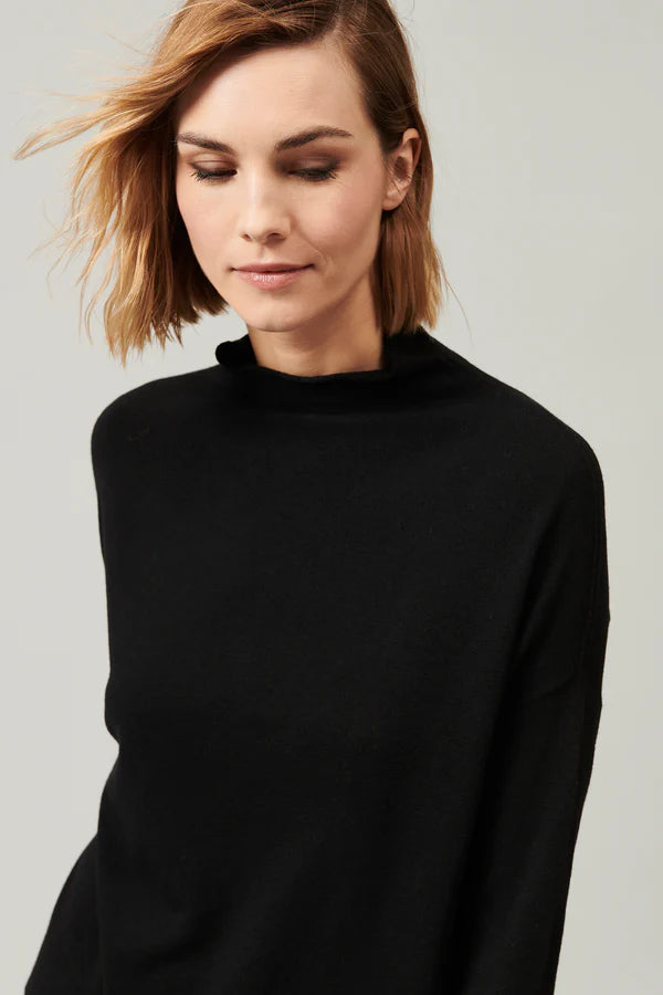 TRANSIT BLACK FINE OVERSIZED LOOK SWEATER