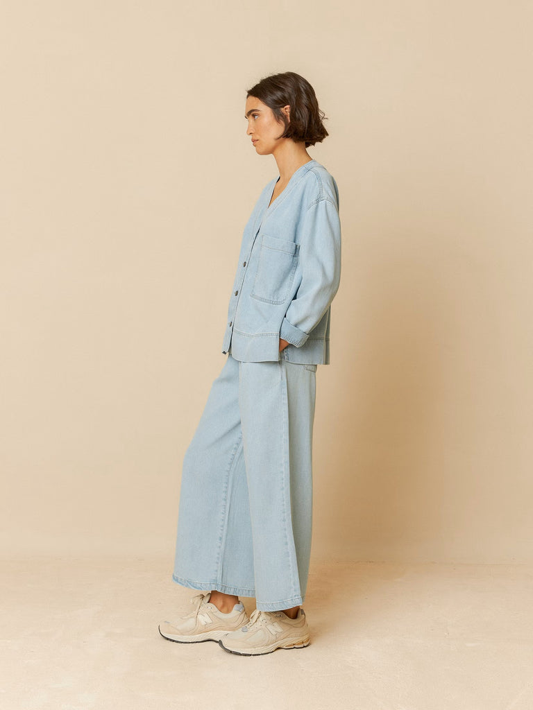 INDI AND COLD DENIM LOOK OVERSHIRT